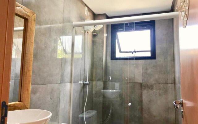 Casa Privativa com Piscina na Ferrugem