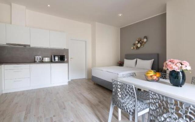 Kinsky Garden Apartments And Suites