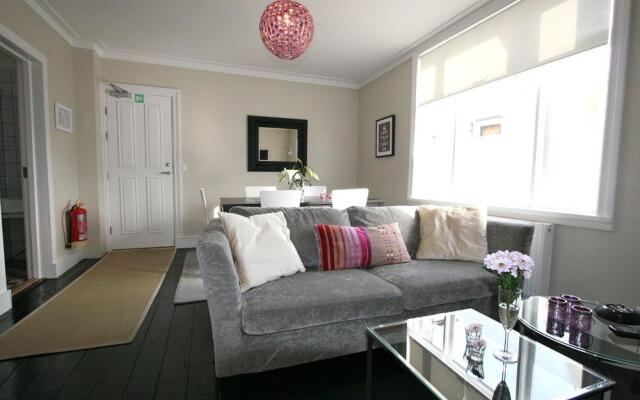 Luna Hotel Apartments
