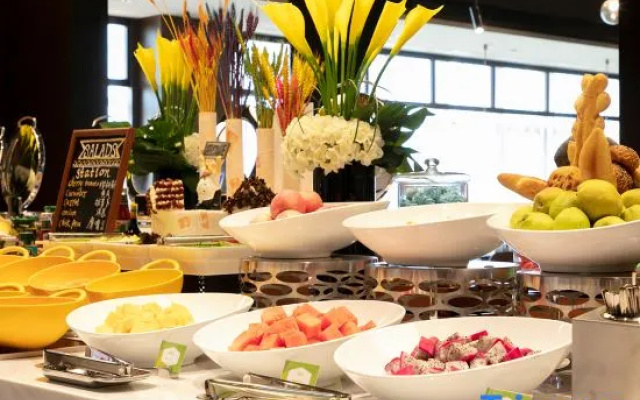 Hampton by Hilton Wuhan Qiaokou Gutian