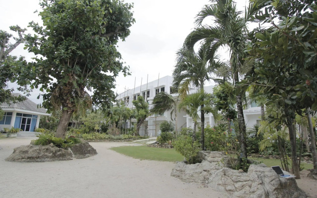 Casa Pilar Beach Resort