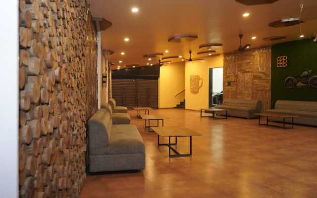 Orange Eye Resort