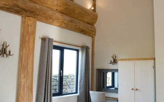 Braisty Woods - Knotty & Nice