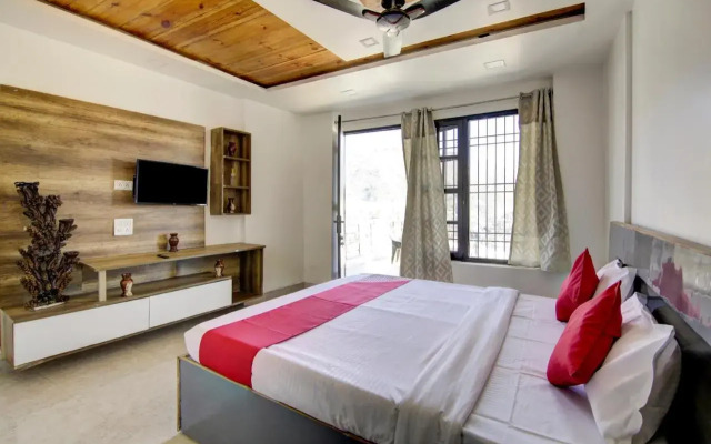 OYO Flagship 80477J Hotel Mount Delight