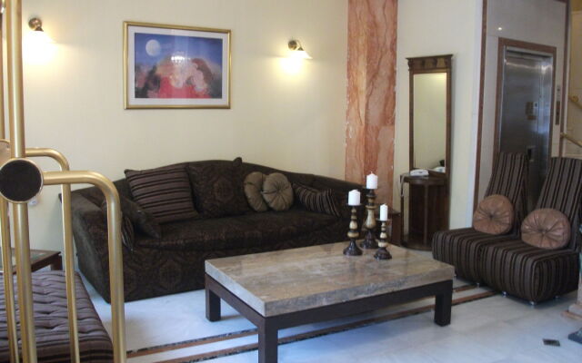 Rex Hotel