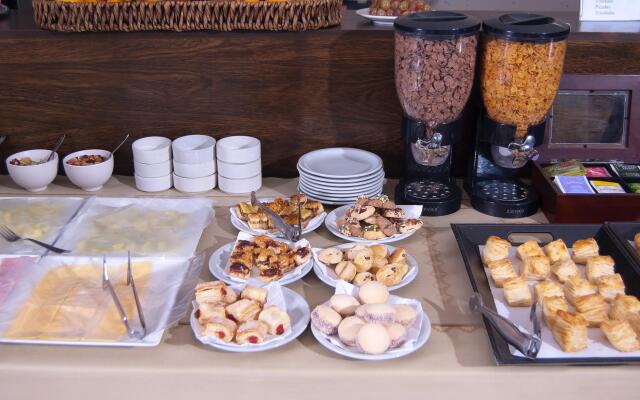 Altos De Merlo Suites