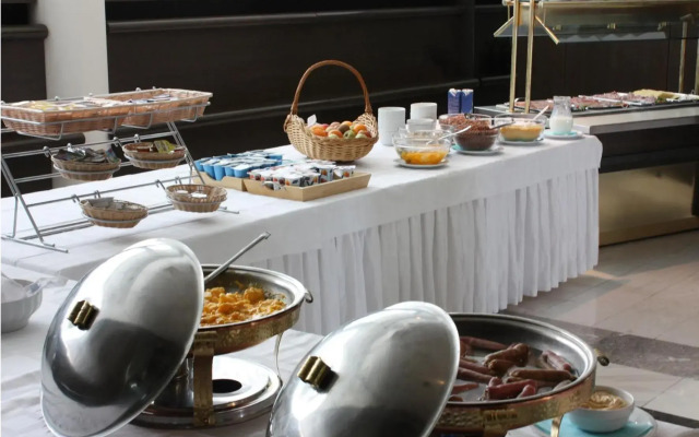 Alp Hotel