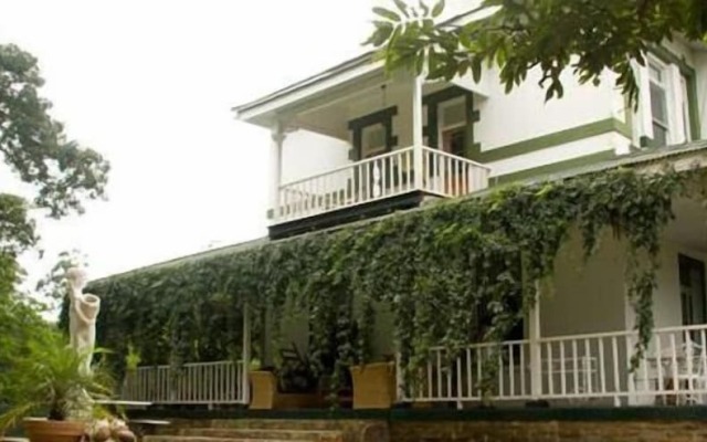 Royston Hall Guesthouse