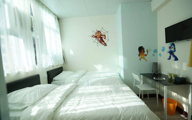 ALOHAS Hostel