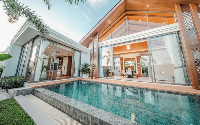 The Ozone Condotel Phuket
