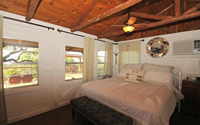 Coolview Cabin by RedAwning