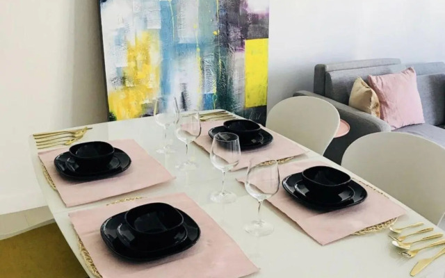 Icon Apartment