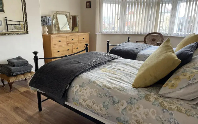 Traditional, Charming 3 Bedroom House in Seahouses