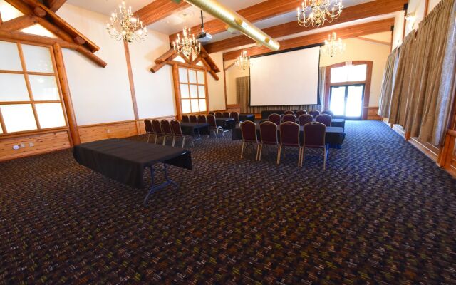 Bridge Vista Beach - Hotel & Convention Center