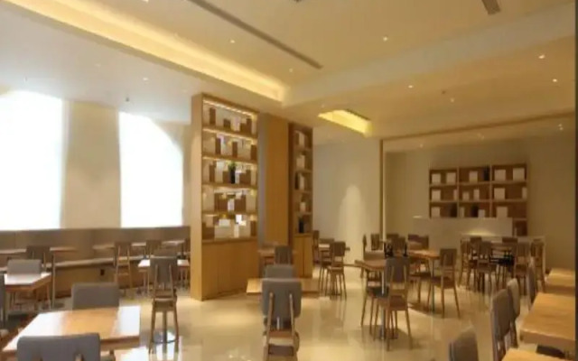 Ji Hotel (Shanghai Hongqiao International Exhibiti