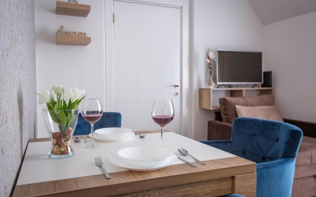 Apartments View Dvori E25