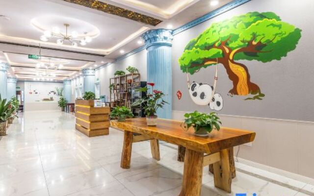 Zhufangzi Cinema Hotel (Anyue Beimenkou)