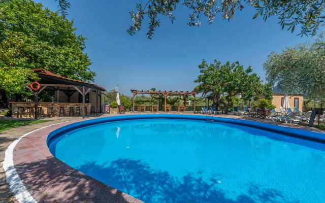 Filosxenia Natasa Hotel