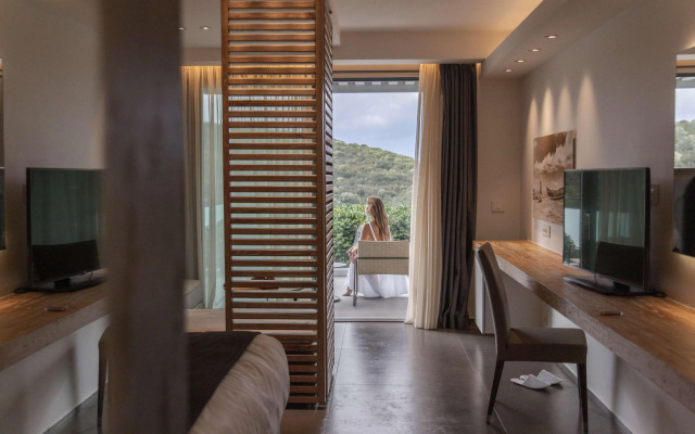 Mövenpick Resort Agios Nikolaos Sivota