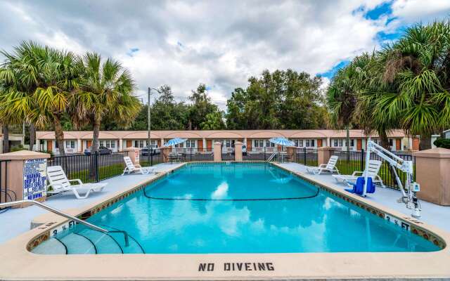 Econo Lodge Crystal River