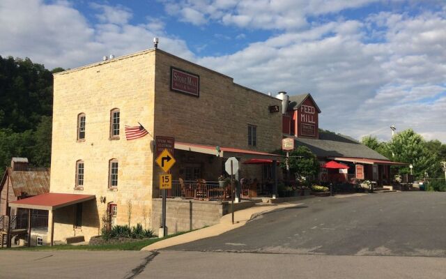 Stone Mill Hotel & Suites