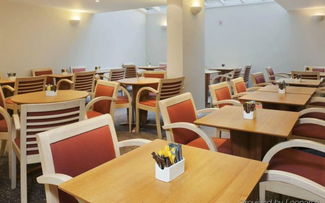 Holiday Inn Express London Victoria by IHG