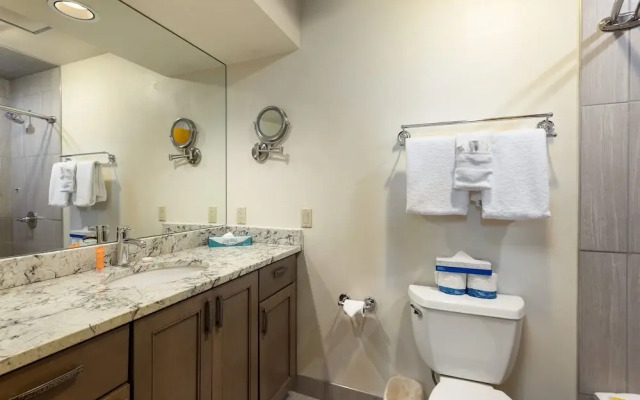 2708 Chateaux Dmont 3 Bedroom Condo