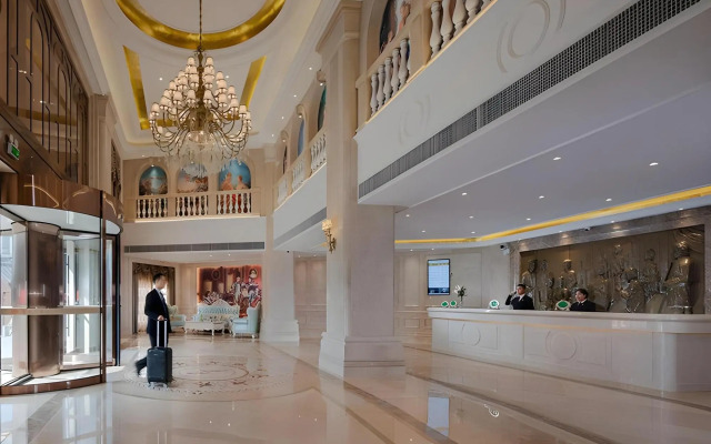 Vienna Hotel (Liupanshui Shuicheng Ancient Town)