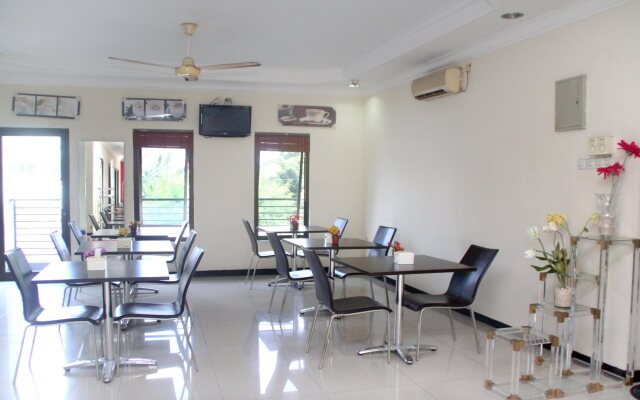 Family Guest House Surabaya