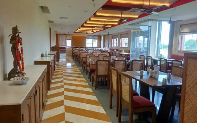 Raasvan Vrindavan  AM Hotel Kollection