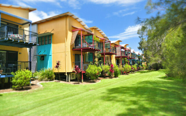 Noosa Lakes Resort