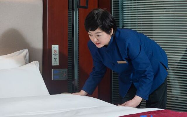 QIANNA HOTEL JOURNEY(Zhengzhou East Station Zhengdong MixC Mall)