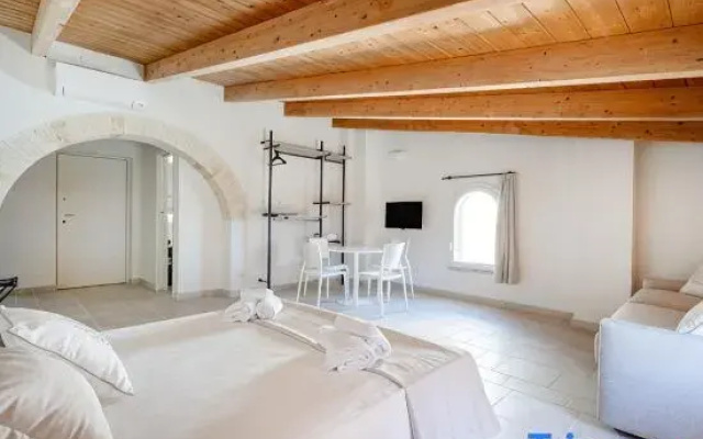 Palazzo della Torre 201– Modern Historic Apartment