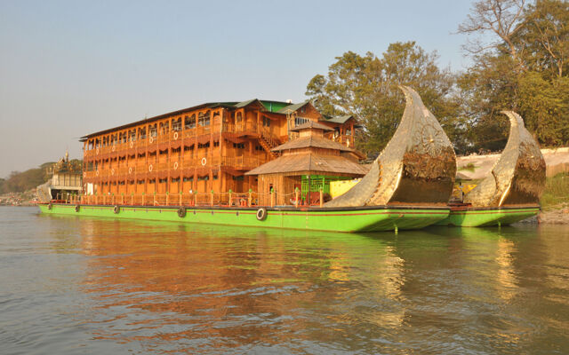 Mandalay Karaweik Mobile Hotel