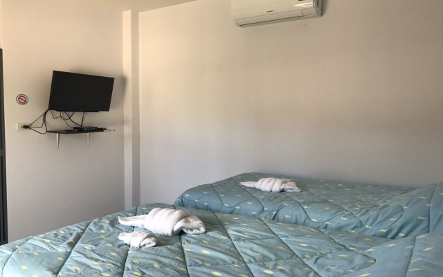 Baan Sri Lanta Sand