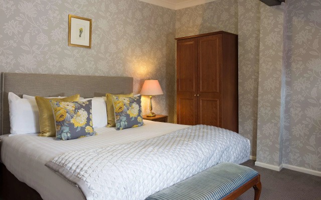 Best Western Red Lion Hotel