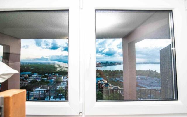 Blissful 3BR Art District Apt with PK & Fast WiFi