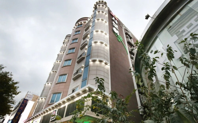 Daejeon Yongjeon Savoy