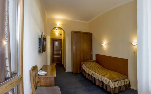 Primorskaya Hotel
