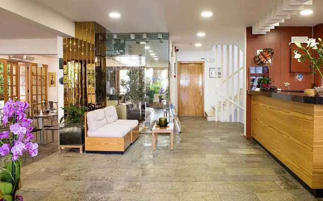 Stefanakis Hotel & Apartments