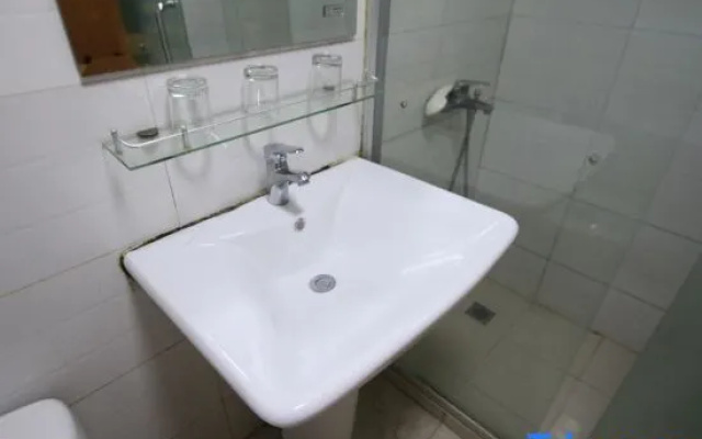 Pebble Motel (Shanghai  South Wanping Road） – Bathroom – Shanghai