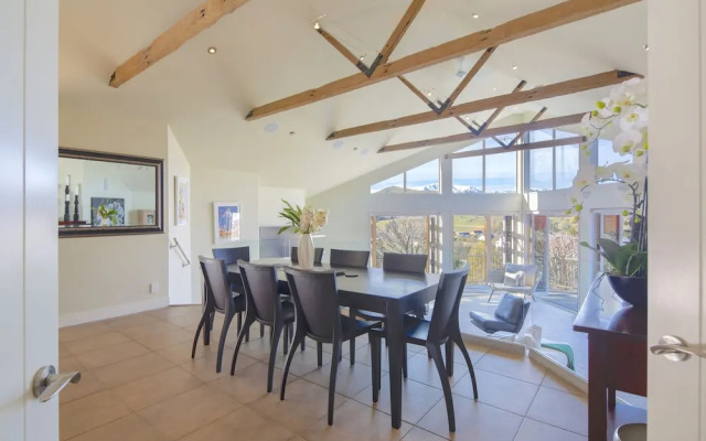 Pinnacle Villa