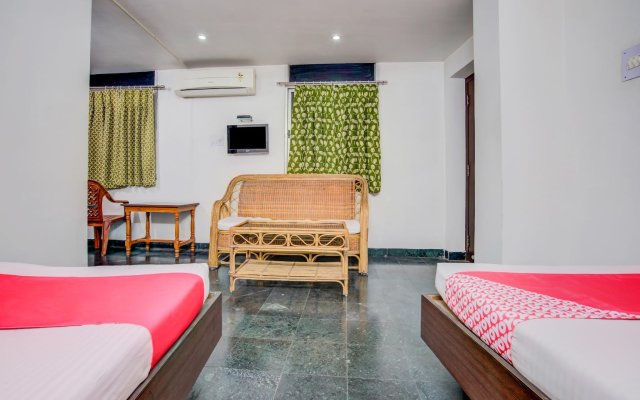 Sekhar's Rest House By OYO Rooms