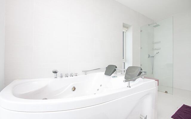 Sirinda Samui Sea View Apartment