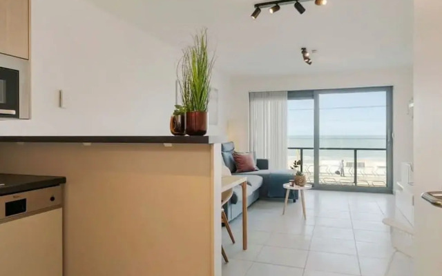 Cosy Apartment With Amazing Beach View