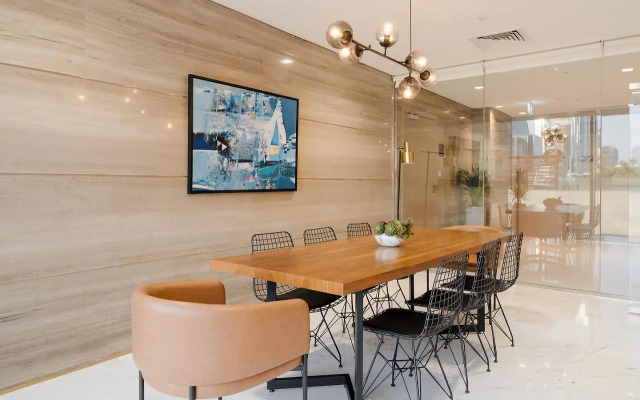 Sonder by Marriott Bonvoy Downtown Towers Apartments