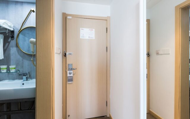 Hangzhou Laid-back Hotel