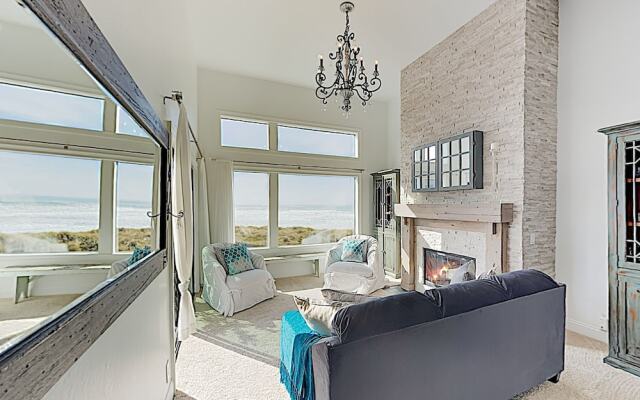 New Listing Beachfront Pajaro Dunes Penthouse 1 Bedroom Condo