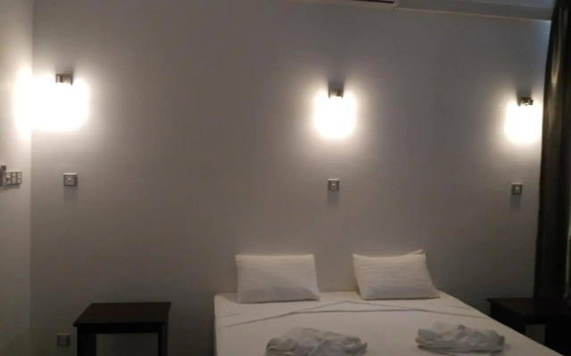 West Inn Colombo