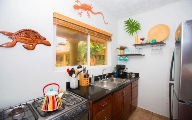 Gecko Getaway in West Bay - Condo #10